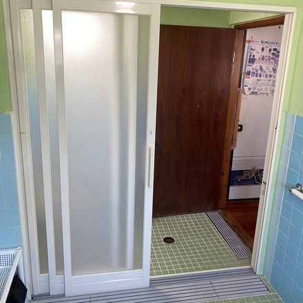 引き戸に取り替えた浴室の入口
