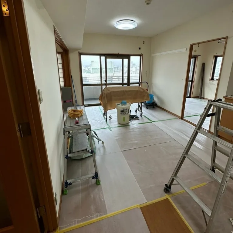 マンション部分リフォーム工事｜売買後のスムーズな引き渡しを実現する工程管理（施工の様子）